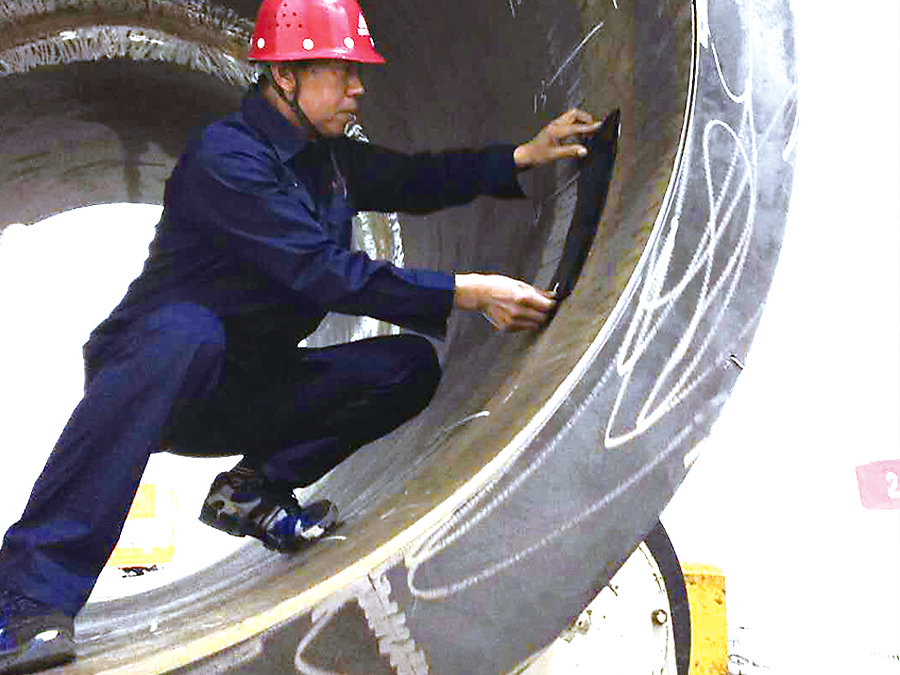 Radiographic inspection of pressure vessels